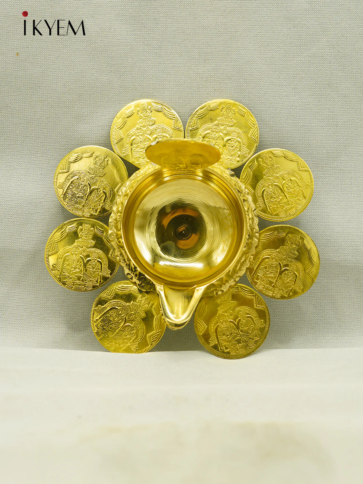 Brass Coin Vilakku - Image 3