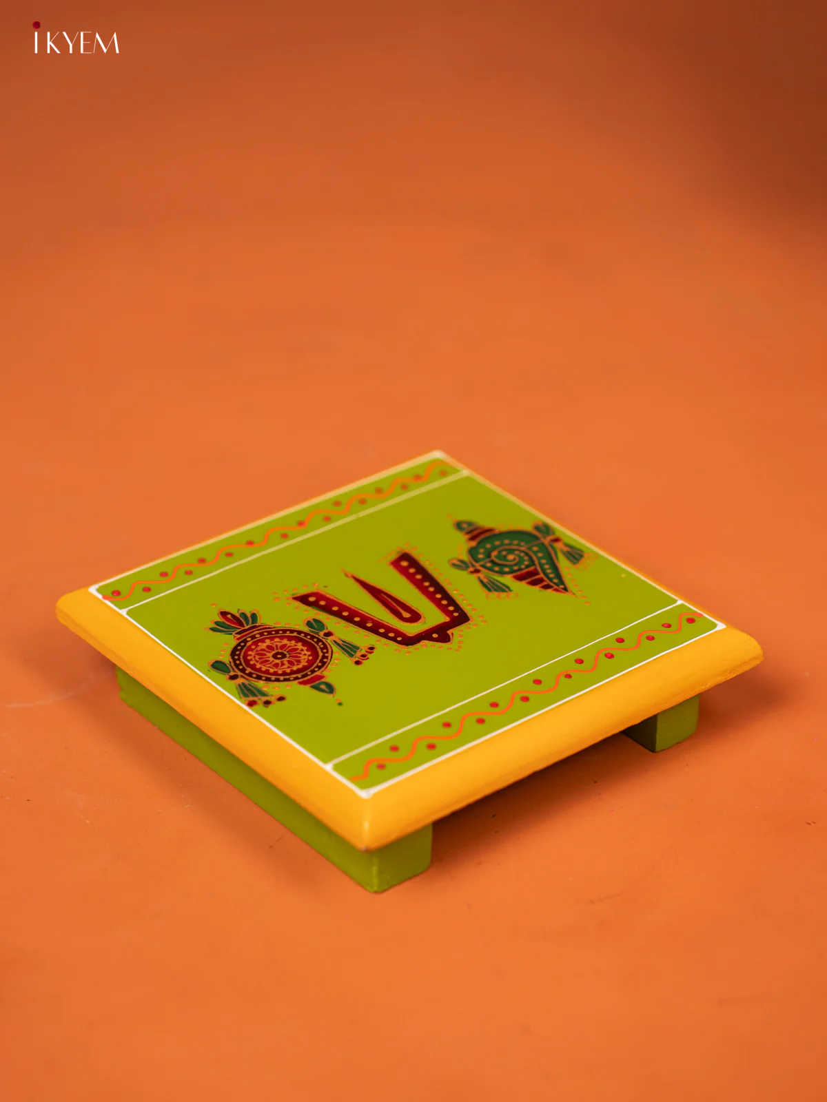 Sangu Chakram Namam Hand-Painted Wooden Chowki - (6×6) Inches - KE27123 - Image 3