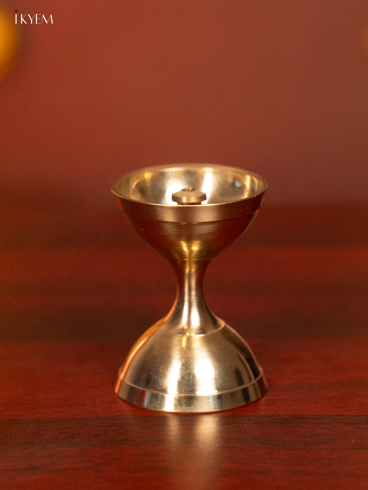 Brass Akhand Diya - 2.5 Inch - KH18192 - Image 3