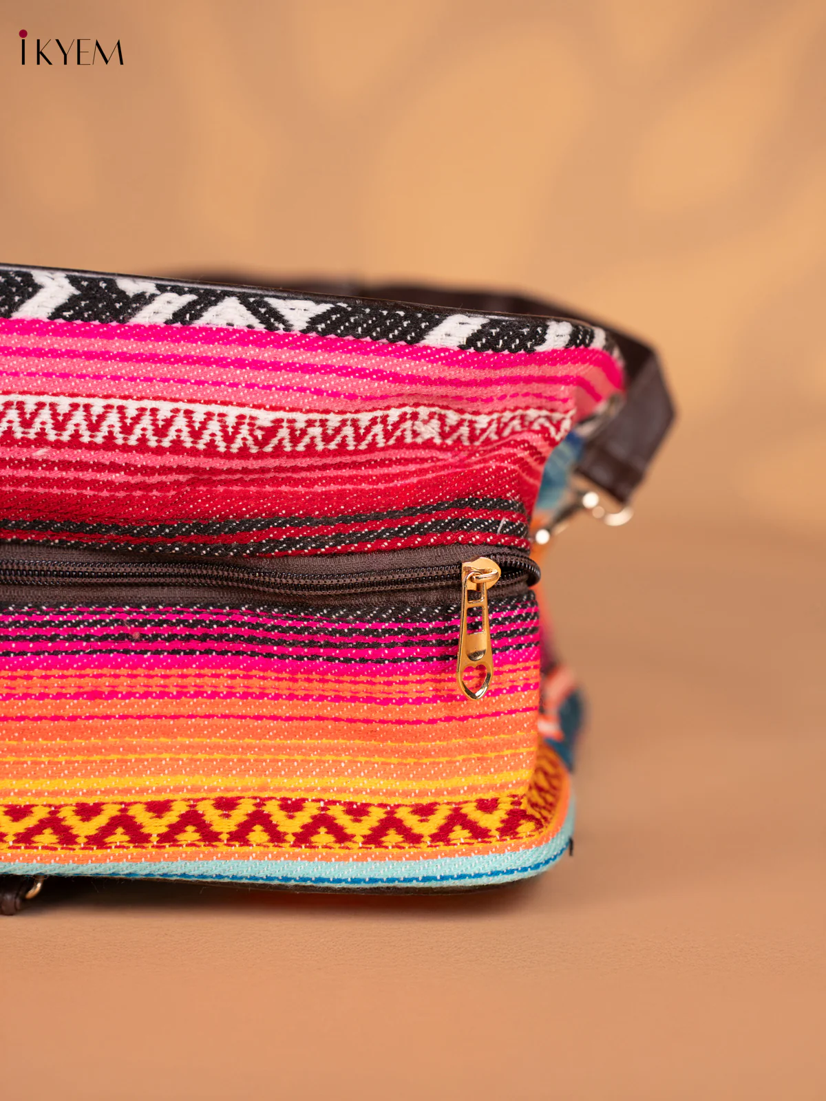 Printed Oversized Jacquard Tote Bag with Detachable Strap - Multicolour - KN05113 - Image 3