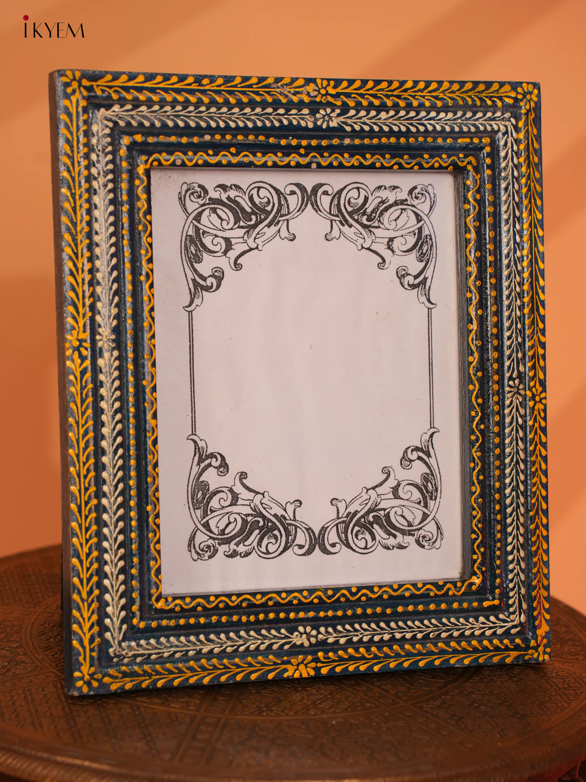 Hand-Painted Wooden Photo Frame - 13.3 Inches - 4IJ30025 - Image 3
